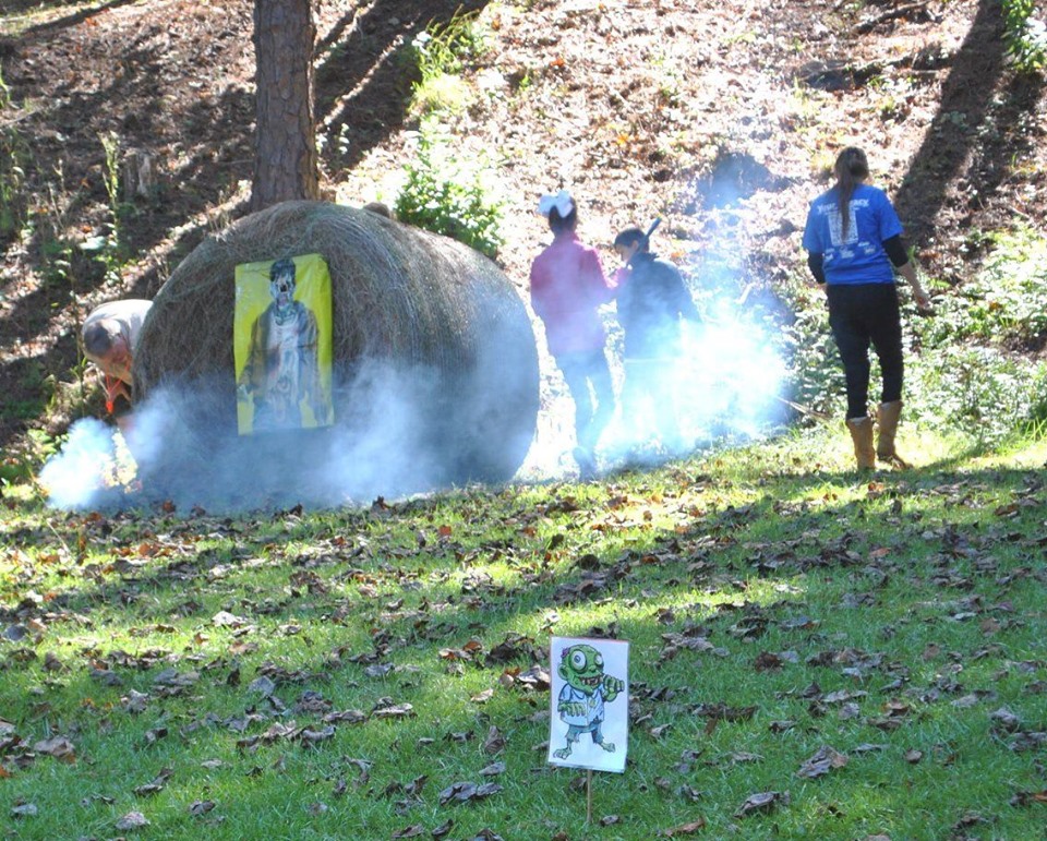 Zombie Archery Shoot